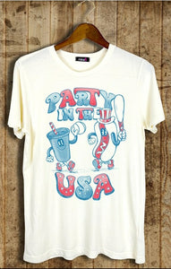 PARTY IN THE USA GRAPHIC TEE